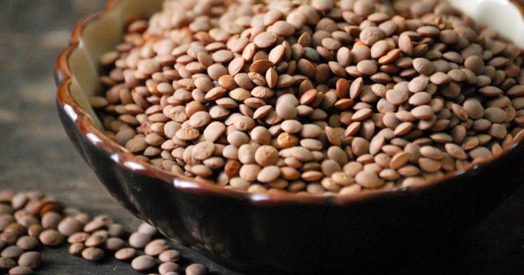 عقب افتادگی 14 هزار تنی تولید عدس از برنامه اقتصاد مقاومتی/ تولید حبوبات 7 درصد افزایش یافت