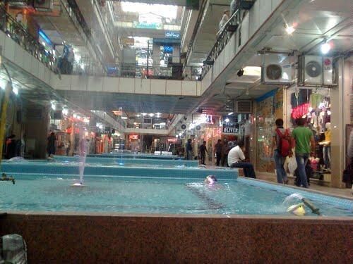 به دلیل تشدید رکود همه نیروهایم را اخراج کردم/ 100 چک برگشتی روی دستم مانده/ جلوی واردات پوشاک خارجی را نمی‌گیرند