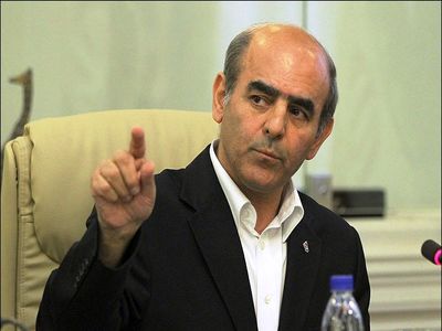 در 4 سال گذشته در رکود بودیم/ توان تولید 70 درصد تجهیزات نفت را داریم، اما رسمی و غیررسمی وارد می‌کنند!