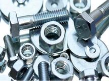 پیچ و مهر 80 درصد گران شد/ خرید پیچ و مهره 70 درصد کاهش یافت/  90 درصد بازار دست خارجی‌هاست