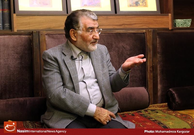 اقشار متوسط به پایین از گرانی 15 درصدی نان نگرانند/ برق و گاز گران شده، نانواها خواستار گرانی نان شدند