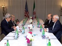 600 هیات خارجی به ایران آمد، ولی سر کارمان گذاشتند/ بعد از ۲ سال با 50 بانک کوچک ارتباط داریم و این خیلی کم است