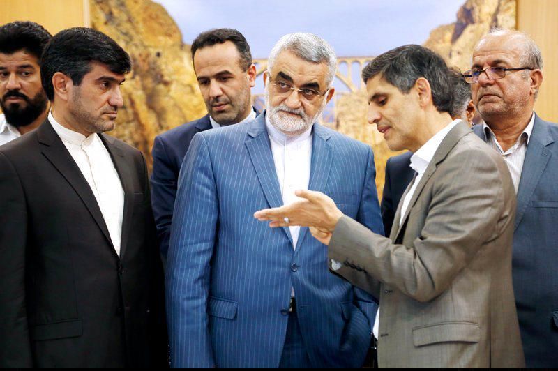 حضور مدیران دولتی  آسیب زیادی را به صنعت حمل ‌و نقل ریلی وارد کرده