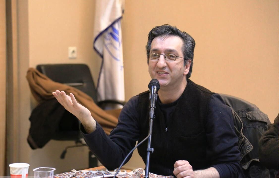 دولت فعلی خطا میکند و به آن باکمال صراحت افتخار میکند!