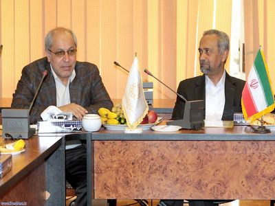 سکوت رضایت‌بخش حلقه نیاوران در برابر دلار 4600 تومانی