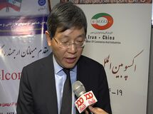 فیلم:: " ووپی مین" رایزن بازرگانی چین در ایران در گفتگو با «نود اقتصادی»: فقط حسابهای برخی از ایرانیان در چین مشکل دارد