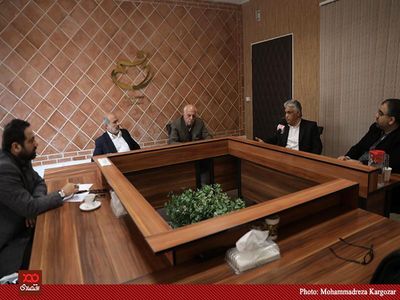 نشست بررسی عملکرد علی فاضلی در اتاق اصناف