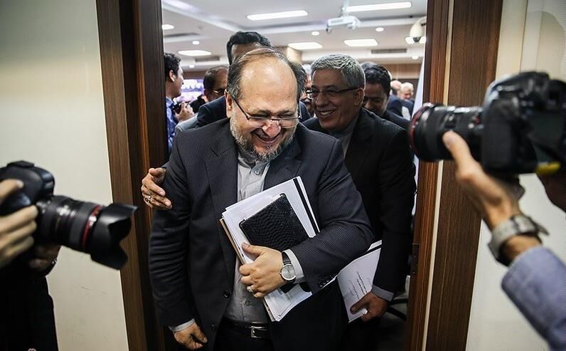 8 مشاور وزیر صنعت عزل شدند