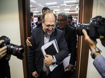 8 مشاور وزیر صنعت عزل شدند