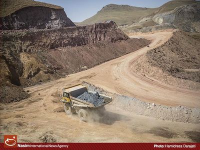 اختصاص یک درصد از فروش معادن به خزانه مغایر قانون/ بی مهری تصمیم‌گیران درتدوین مقررات سد راه توسعه‌ معدن  است