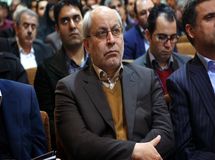 رشد اقتصادی در زندگی مردم تاثیر نداشته است/ شرایط زندگی مردم از نظر استاندارد زندگی با مشکلات زیادی مواجه است