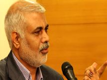 کریم، رئیس سابق دانشکده اقتصاد سیستان در گفتگو با «نود اقتصادی»: در ایران دارنده پراید و خودروی ۵۰۰ میلیون تومانی، هر دو بنزین ۱۰۰۰ تومانی میزنند!