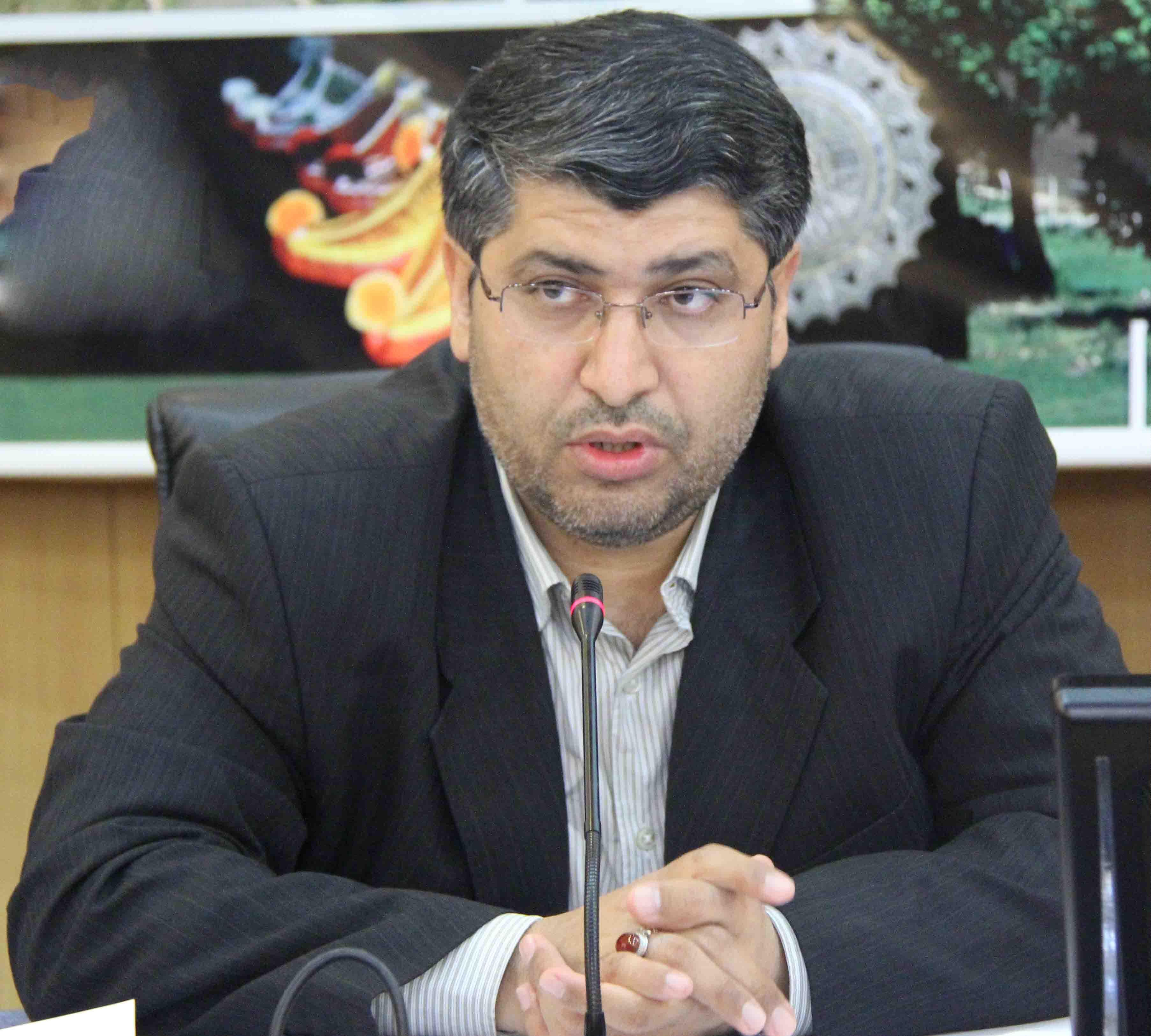ایجاد 800 هزار شغل خالص در سال 96 را تایید نمی‌کنم/ عدد آقای رئیس جمهور با واقعیات جامعه همسو نیست