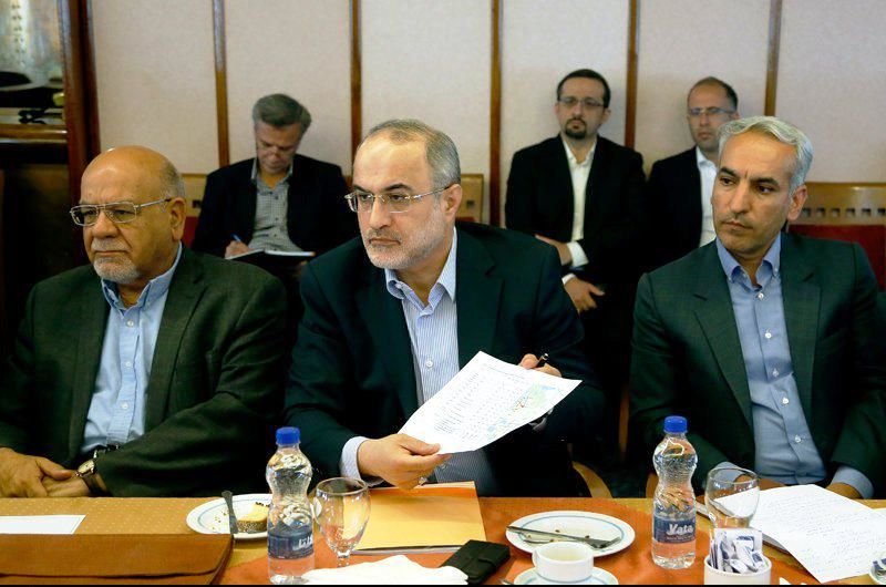 اتحادیه اروپا بخواهد، ایرباس هواپیماها را به ایران تحویل می‌دهد/ من و فرزندانم در هیات مدیره هیچ شرکتی نیستیم/ به خاطر احترام به بخشنامه دولت از وزارت راه خارج شدم