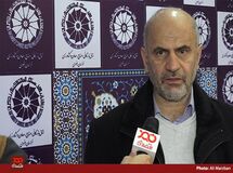 کنایه فرشاد مومنی به آمارهای اشتغال دولت روحانی!