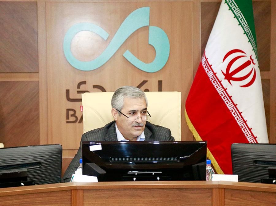 برای جبران زیان انباشته "دی" دارایی های مازاد خود را واگذار می کند