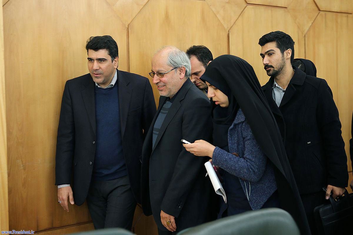 مسعود نیلی فرار کرد!