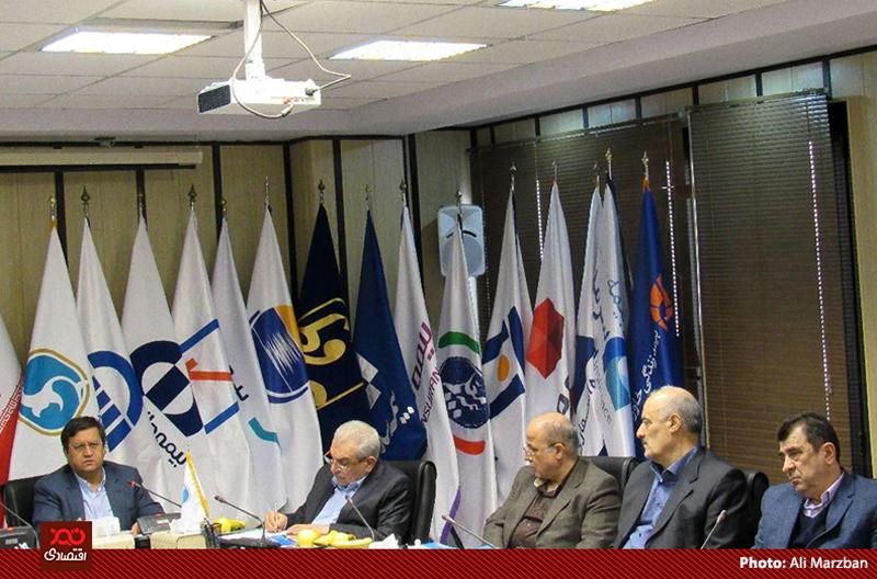 1200 مدیر بازنشسته در پست های مدیریتی فعالیت می کنند