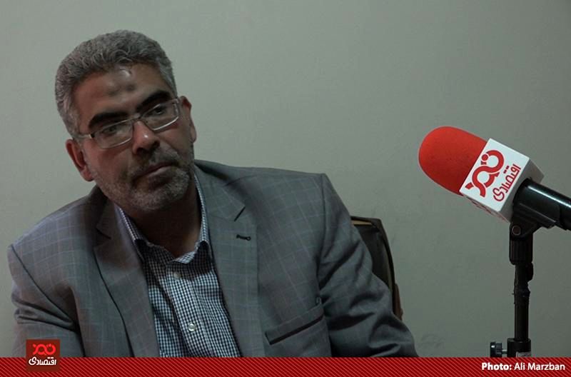 وضعیت وخیم اقتصادی کشور ثمره تفکر امثال شما در اقتصاد است/ به زودی مشخص میشود کدام اقتصاددان در جهت اهداف دشمن بوده است