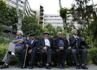 حقوق اردیبهشت بازنشستگان با احکام جدید واریز می‌شود