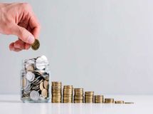 دولت روحانی ۱ میلیون و ۴۰۰ هزار تومان از جیب هر ایرانی برداشت