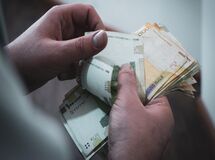 جدول حقوق و دستمزد کارکنان در سال ۱۴۰۰/ رقم افزایش حقوق ها در ۱۴۰۰