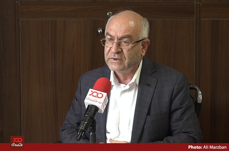دولت برای متعادل شدن بازار مرغ جلوی گران فروشی جوجه یک روزه را بگیرد