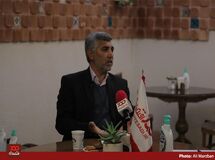 زنگنه مدام می‌گوید "تحریم، تحریم، تحریم "، وقتی وزیر شدی مگر نمی‌دانستی تحریم هستیم؟!