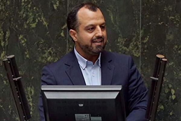 مسئولیت وزارت اقتصاد را جز برای مقاوم سازی اقتصاد بر عهده نگرفتم
