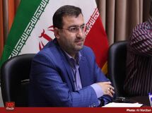 درآمد ۲۰۰ هزار میلیارد تومانی کشور از طریق مالیات، موفقیت نیست و شاباش دادن ندارد