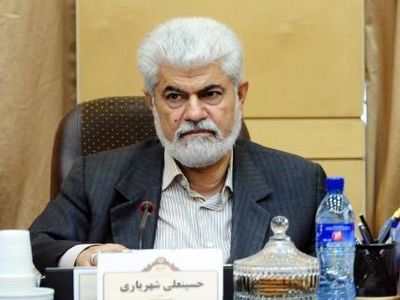 چرا در این مملکت همه فکر می‌کنند باید از پزشکان مالیات زیادی دریافت کرد؟
