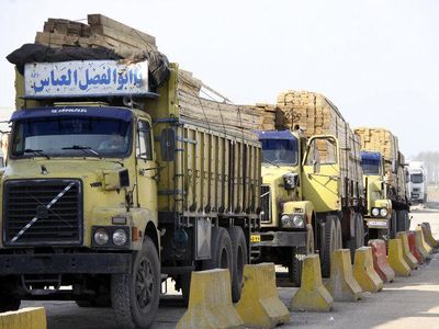 ۳۲ درصد خودروهای باری کشور بیش از ۲۰ سال عمر کرده‌اند/ عمر ۴۶ هزار دستگاه نیم قرن است