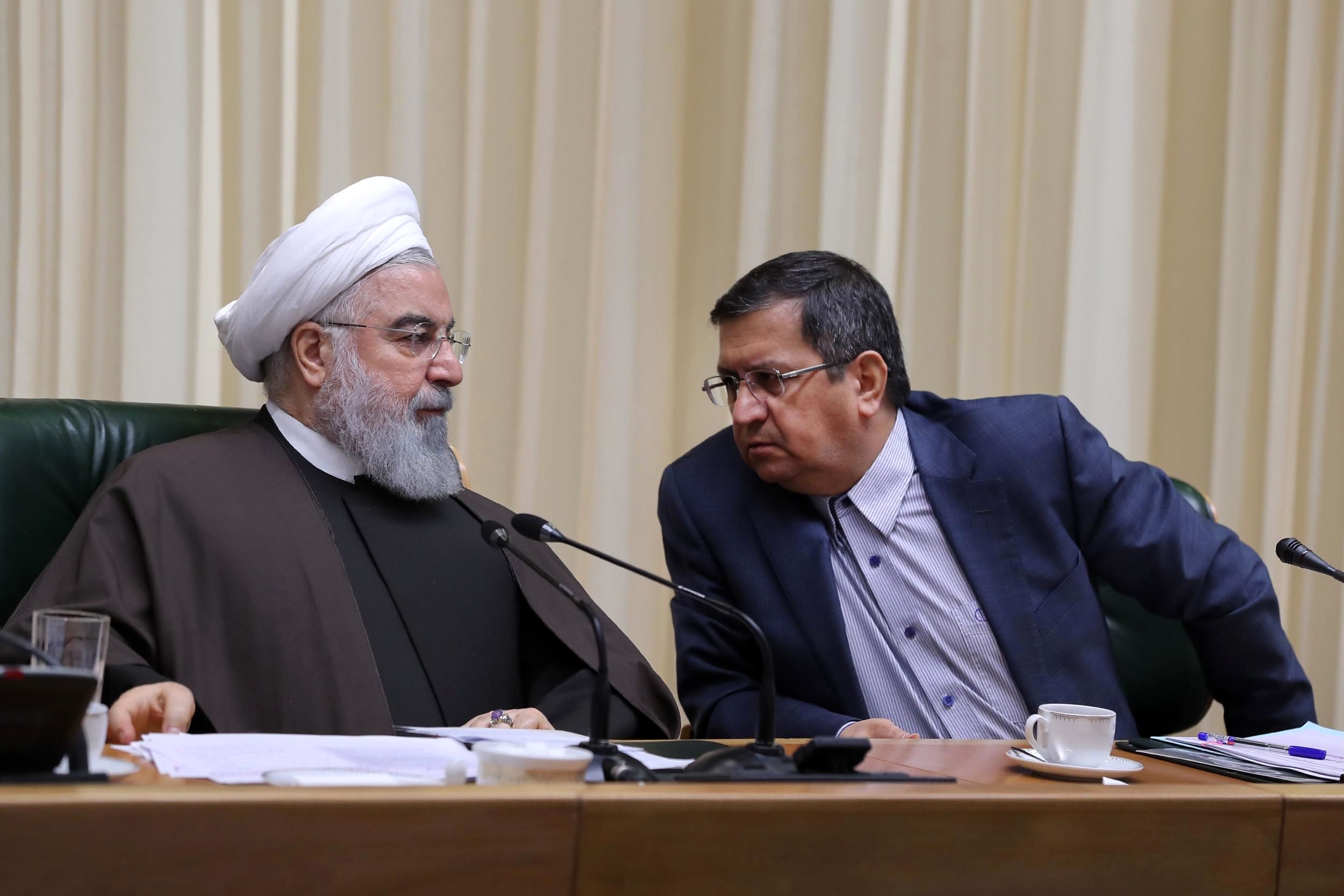 دولت روحانی فقط ۵۴۰ هزار میلیارد تومان از سیستم بانکی استقراض کرد