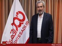 تلویزیون زنگنه را راه ندهد؛ او به دنبال مظلوم نمایی در صدا و سیما است
