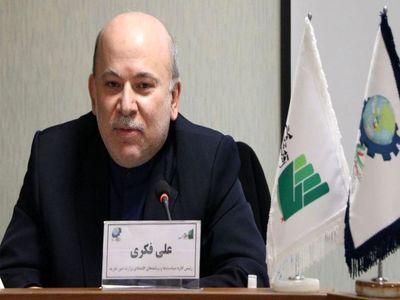 تحریم‌کنندگان ایران وقتی می‌بینند دولتی سرکار است که فقط منتظر است تحریم‌ها برداشته شود، فشارهای تحریمی‌شان را بیشتر می‌کنند!