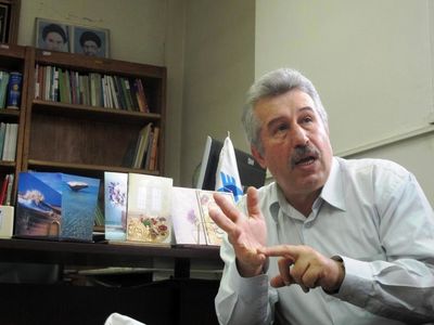 افزایش حقوق‌ها در شرایط کسری بودجه فقط رونق ظاهری برای مردم ایجاد می‌کند