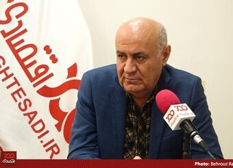 برخلاف دنیا در ایران شفافیت نداریم و مشخص نیست یک هیئت علمی علوم پزشکی چقدر حقوق می‌گیرد