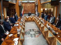 تغییر اساس حیات هر مجموعه است