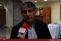 نان در کشور بی‌صاحب است و بین وزارت جهاد کشاورزی و وزارت صمت دست به دست می‌شود
