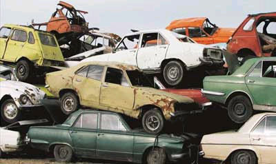 کاهش ۹۰ درصدی اسقاط خودرو در دو سال اخیر/ ۱۰ میلیون دستگاه خودرو و موتورسیکلت در سن بازنشستگی