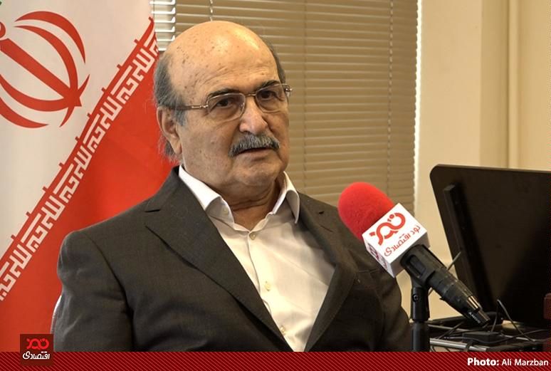  رابطه بین بخش واقعی اقتصاد و بازار سهام از سال ۹۸ به طور تصنعی بهم خورده است