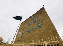 در ۶ ماه گذشته ضرغامی یک جلسه هم با فعالان صنایع دستی نگذاشته است