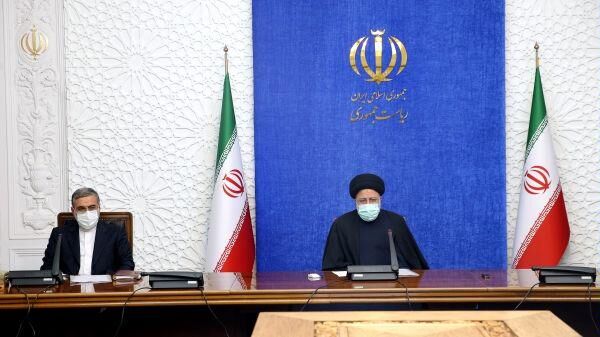 الزام دستگاه‌های اجرایی برای پرداخت به موقع عیدی بازنشستگان