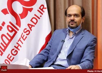با حذف ارز ۴۲۰۰ تومانی می‌توان به هر خانواده چهار نفره ماهانه یک میلیون تومان تخصیص داد