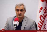 آقایان می‌گویند، دستمزدها را افزایش ندهید چون تورم بالا می‌رود، اینطور نیست، افزایش تورم ۱۰ مولفه دارد که یکی از آنها دستمزد است، شما بقیه را بالا نبر! 