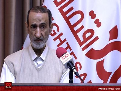 در دولت روحانی نیروهای متخصص صنعت نفت را تحقیر می‌کردند