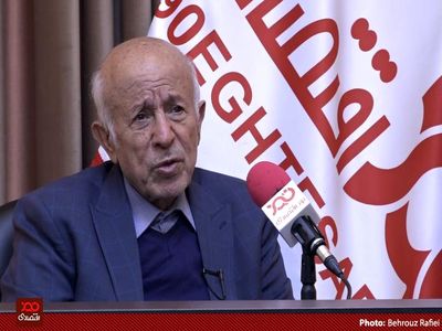 انتقاد از رویکرد ظریف در وزارت خارجه