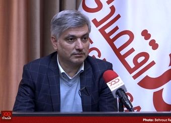 در سال‌های گذشته املاک واقع در گذرها را از دست شهرداری خارج کرده و به شهرداری خسارت زده‌اند