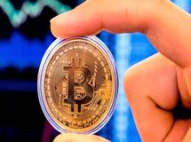 بیت‌کوین سقوط می‌کند