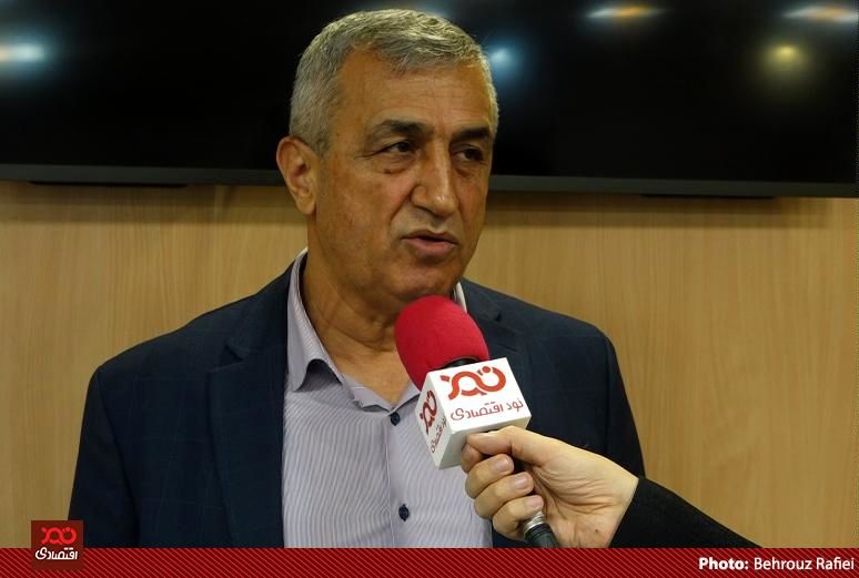 واردکنندگان برنج، خودشان برنج داخلی زیادی انبار کردند و قیمت را در بازار تعیین میکنند
